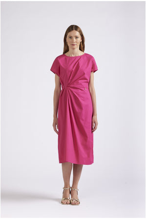 ABITO CON PIEGHE A DRAPPEGGIO