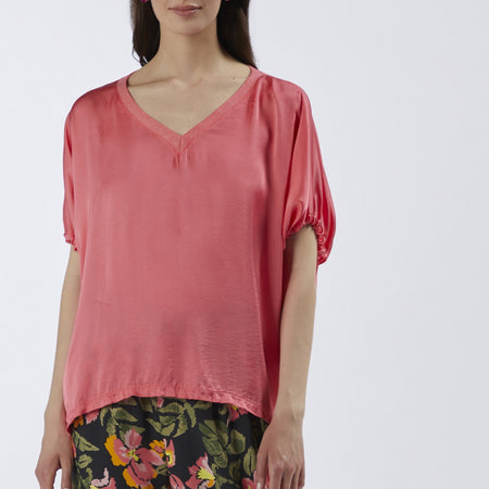 BLUSA OVERSIZE CON SCOLLO A V