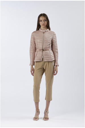 PIUMINO CON CINTURA ELASTICA E FIBBIA LOGATA