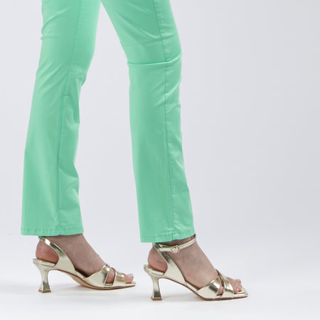 PANTALONE SLIM TINTO CAPO