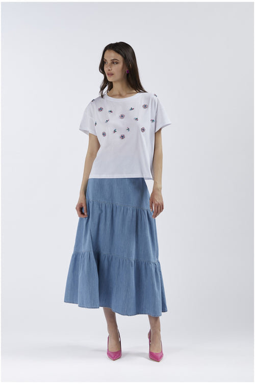 TSHIRT CON APPLICAZIONE DI STRAS SUL DAVANTI