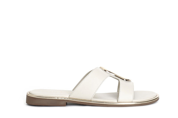 CIABATTA IN PELLE CON ACCESSORIO