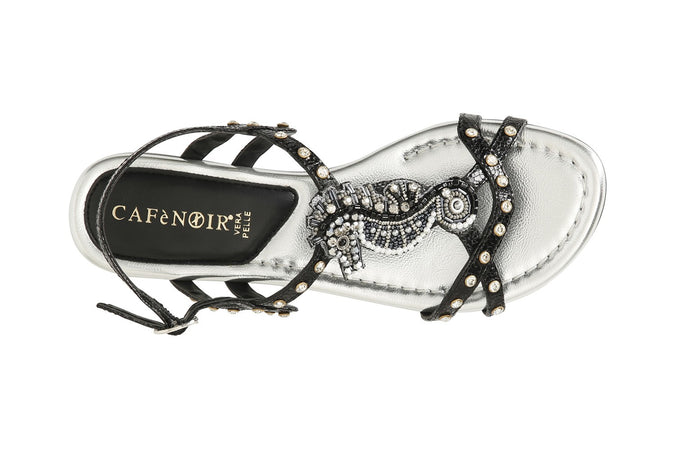 SANDALO IN SIMILPELLE CRAQUELET CON BORCHIE E CAVALLUCCIO