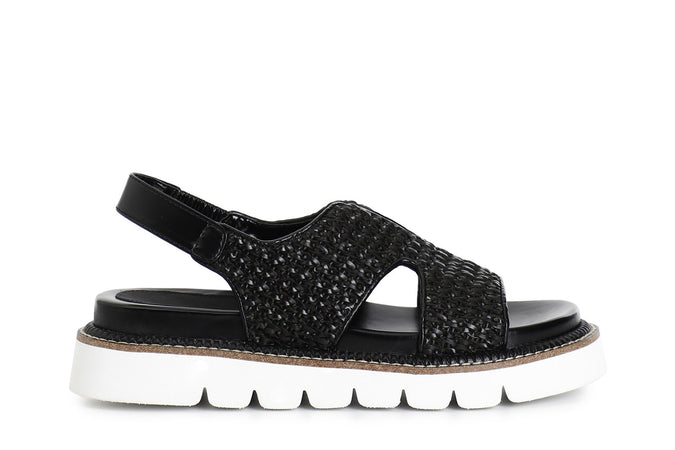 SANDALO CON INTRECCIO