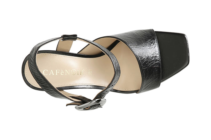 SANDALO GILDA ASIMMETRICO IN VERNICE