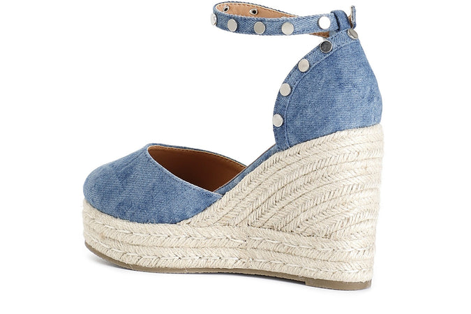 DÉCOLLETÉ IN CANVAS CON BORCHE