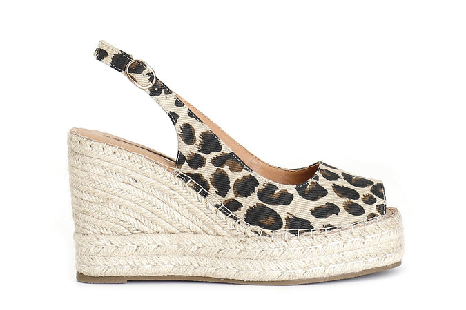 DÉCOLLETÉ SPUNTATA IN CANVAS