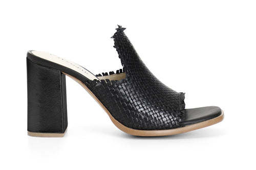 SABOT IN PELLE CON INTRECCIO