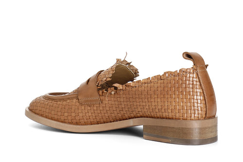 MOCASSINO IN PELLE CON INTRECCIO