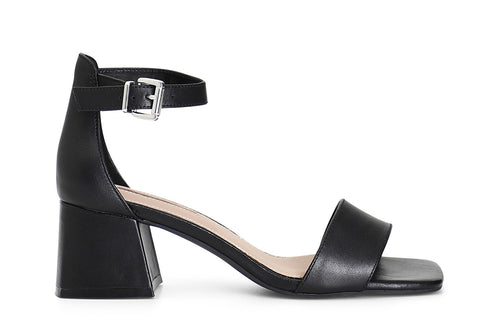 SANDALO IN PELLE CON CINTURINO ALLA CAVIGLIA