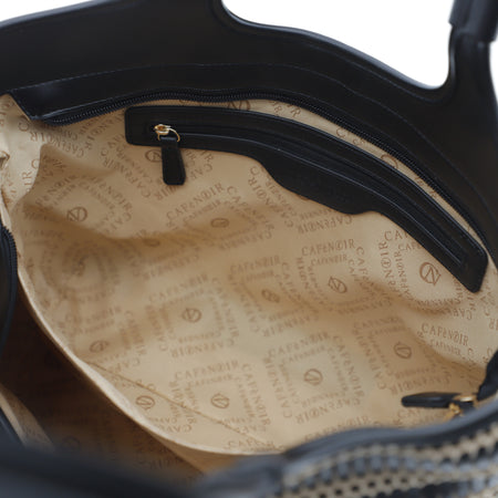 SHOPPING CON DETTAGLIO IN RETE CON INFILATURA. LOGO CON INFILATURA