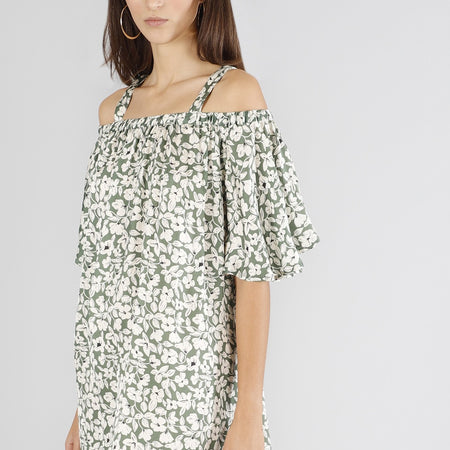 ABITO CON SCOLLATURA A BARCA IN SATIN