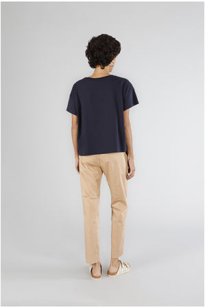 T SHIRT CON APPLICAZIONE STRASS