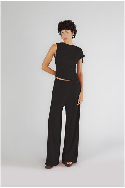 TOP ASIMMETRICO CON DRAPPEGGIO LATERALE