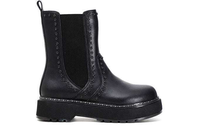 BEATLES IN SIMILPELLE CON BORCHIE