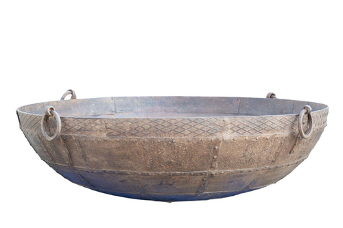 Biscottini VECCHIO CONTENITORE IN FERRO BATTUTO