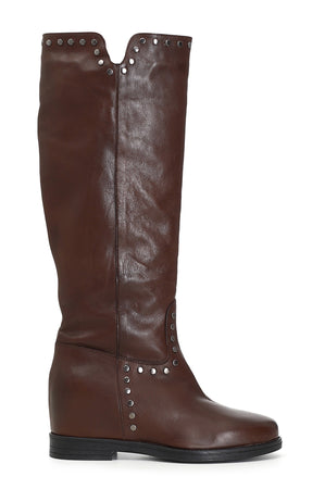 STIVALE IN PELLE CON BORCHIE