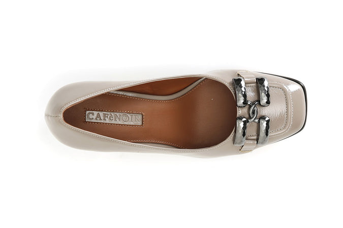 DECOLLETE CON MORSETTO