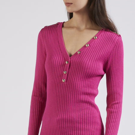 MAGLIA CON SCOLLO A V TIPO SERAFINO LAVORATA A COSTE