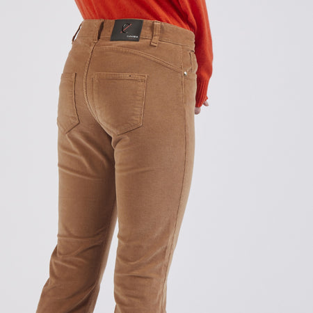 PANTALONE SLIM IN VELLUTO TINTO CAPO