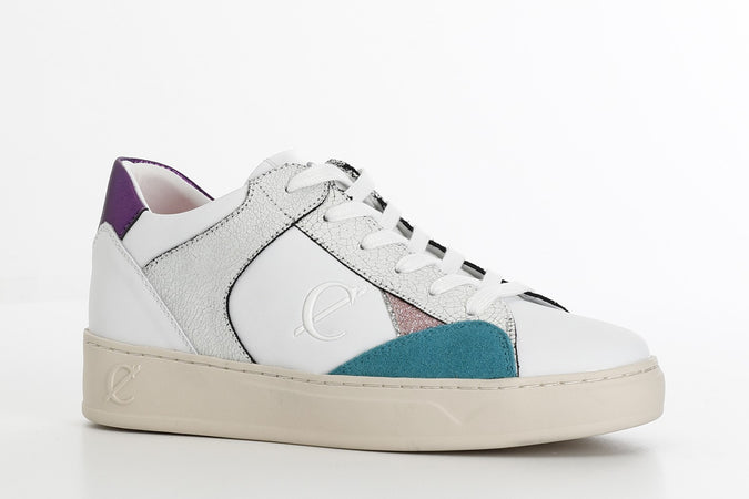 SNEAKERS IN PELLE E PELLE SCAMOSCIATA CON RIPORTI EFFETTO METALLICO