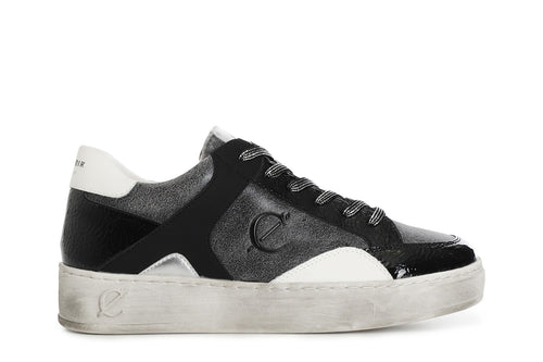 SNEAKERS LACCI VASCHETTA IN PELLE