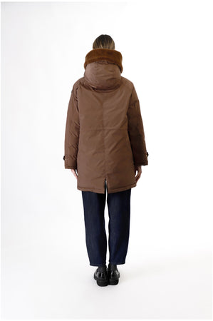 PARCA CON CAPPUCCIO FODERATO IN ECOPELLICCIA