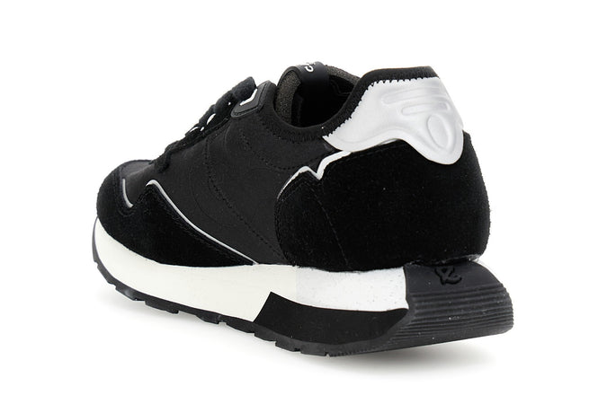 RUNNING IN VELLUTO CON RIPORTI IN PELLESCAMOSCIATA