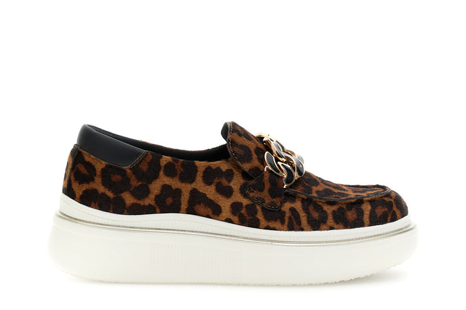 MOCASSINO IN PELLE EFFETTO CAVALLINO