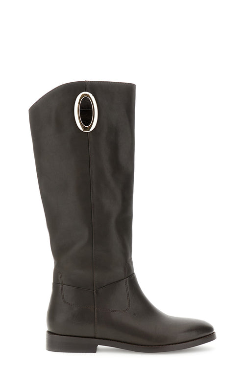 STIVALE IN PELLE CON ACCESSORIO OVALE