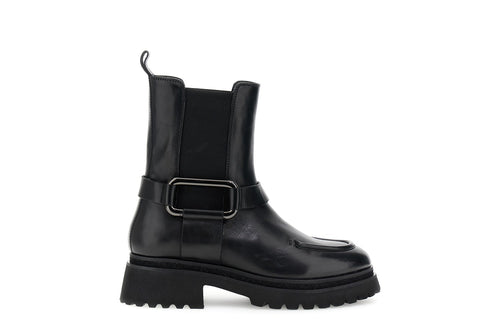 TRONCHETTO IN PELLE CON ELASTICO E ACCESSORIO IN METALLO