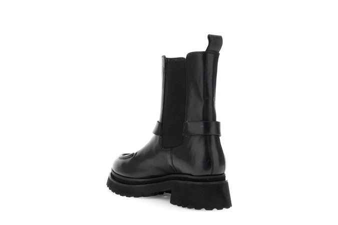 TRONCHETTO IN PELLE CON ELASTICO E ACCESSORIO IN METALLO
