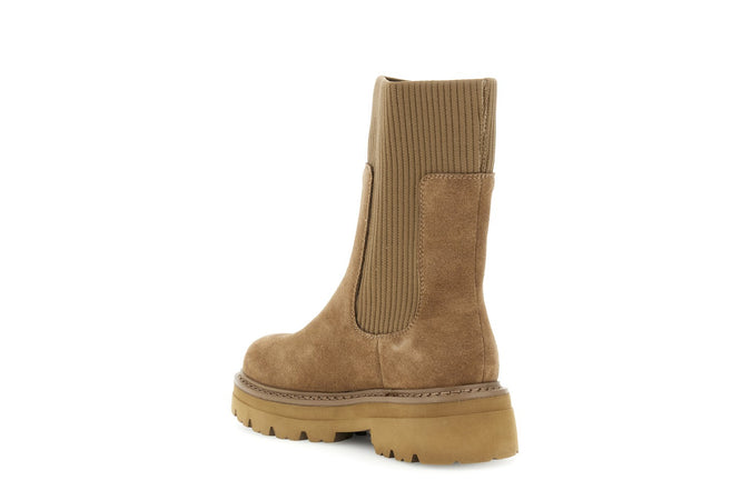 TRONCHETTO IN PELLE SCAMOSCIATA CON CALZINO