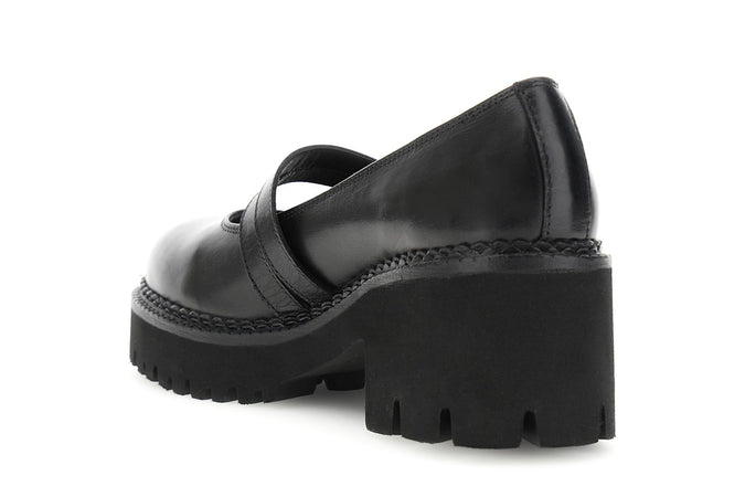 SCARPA IN PELLE CON DUE CINTURINI