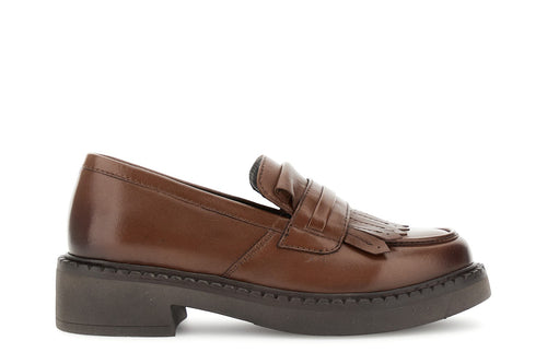 MOCASSINO IN PELLE CON FRANGE
