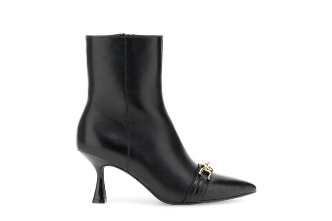 TRONCHETTO IN PELLE CON MORSETTO