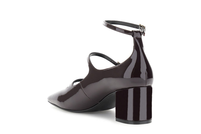 DÉCOLLETÉ TRE LACCINI IN SINTETICO EFFETTO VERNICE