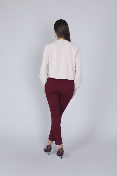 BLUSA CON MOTIVO DI PIEGHE ALLO SCOLLO