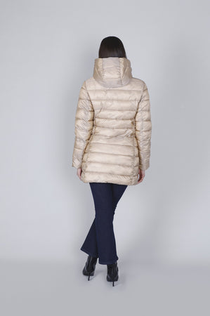 PIUMINO CON CAPPUCCIO TESSUTO CANGIANTE