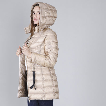 PIUMINO CON CAPPUCCIO TESSUTO CANGIANTE