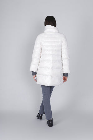 CAPPA IMBOTTITA CON MANICA KIMONO