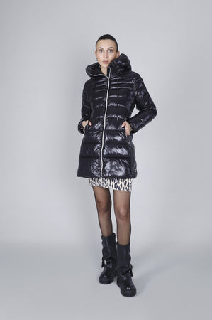 PIUMINO AVVITATO CON CAPPUCCIO FISSO