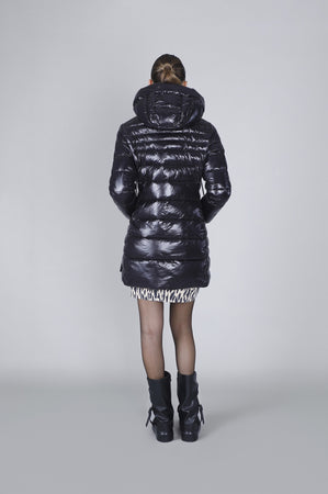 PIUMINO AVVITATO CON CAPPUCCIO FISSO