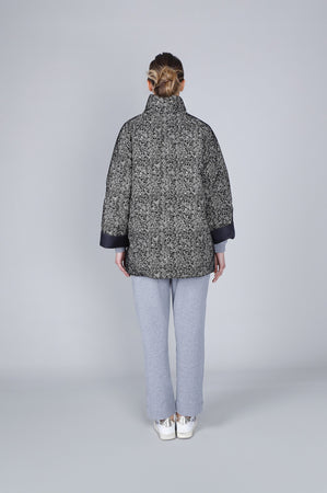 PIUMINO TIPO CAPPA SVASATA CON STAMPA CHERVON