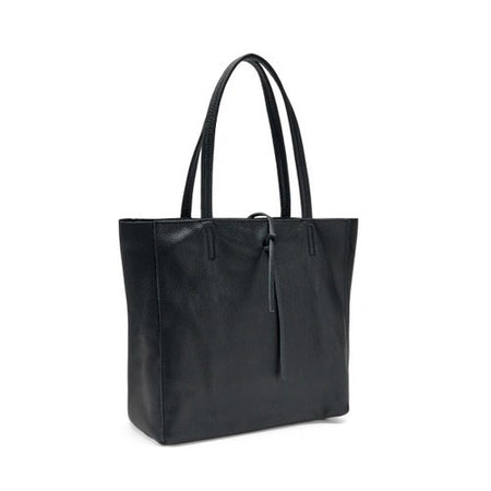 Frau borsa morbida in pelle bottolata nero B810
