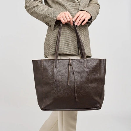 Frau borsa morbida in pelle bottolata chocolat B810