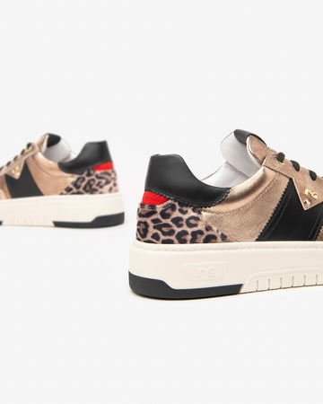 Nero Giardini sneakers da donna in pelle laminata I411647D406