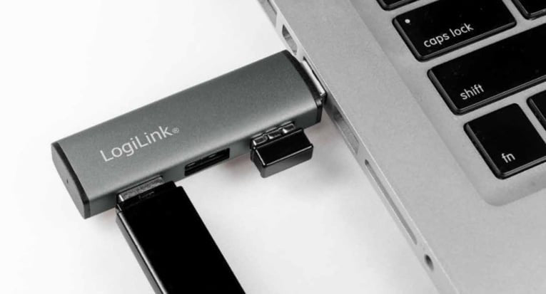 Hub USB 3.2 Gen2 3 Porte tipo A compatto