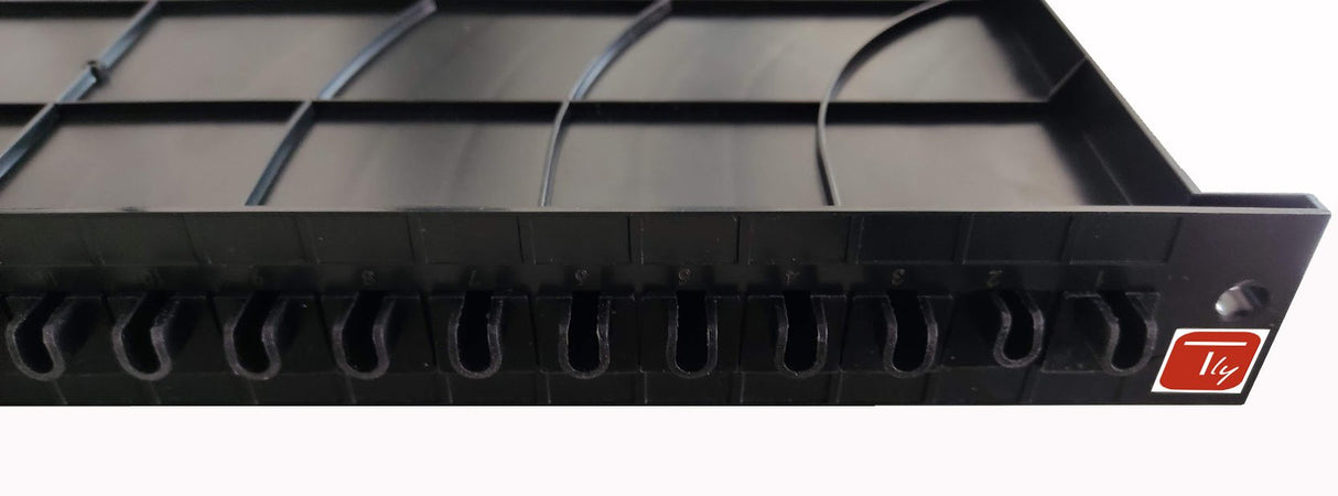 Mensola Gestione Cavi su Rack 19'' 24 Porte P.600 mm