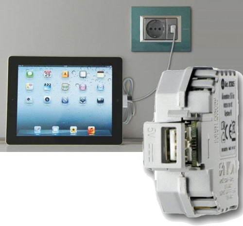 Alimentatore USB 2,1A da incasso con aggancio Keystone nero